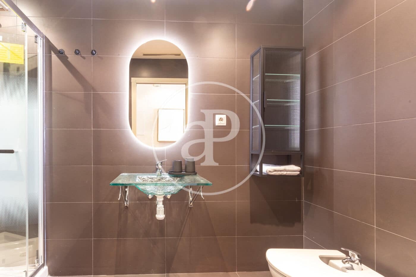 2 quarto Apartamento para arrendar em Barcelona cidade - 2 300 € (Ref: 9677738)