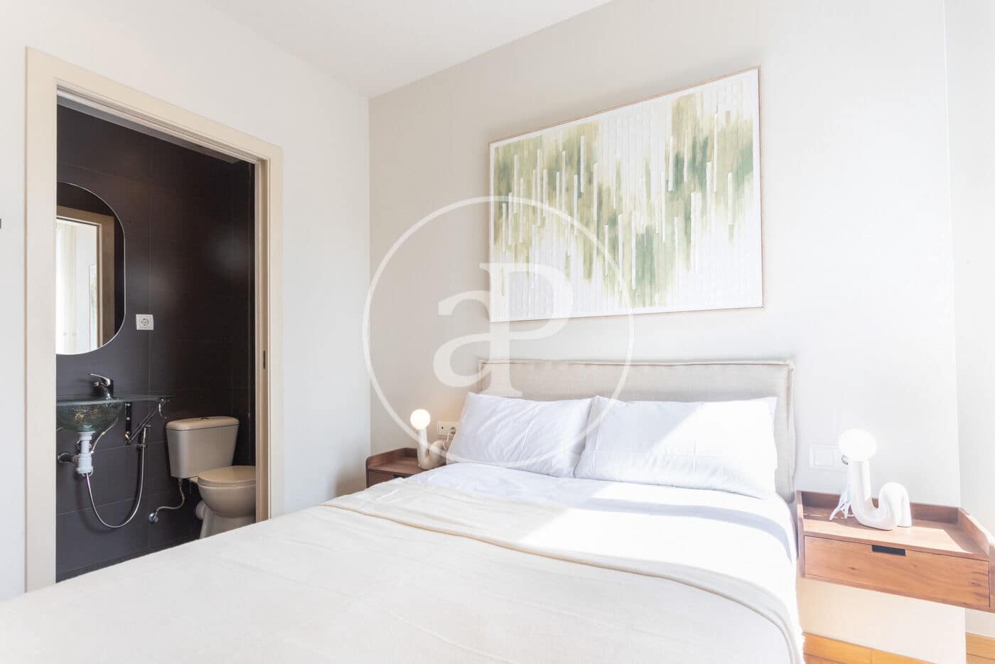 2 quarto Apartamento para arrendar em Barcelona cidade - 2 300 € (Ref: 9677738)
