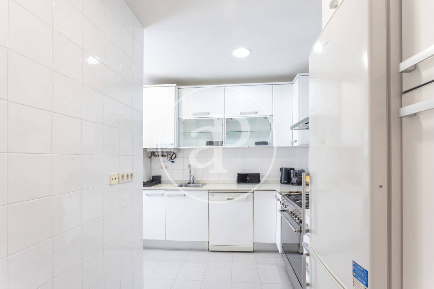 3 quarto Apartamento para arrendar em Barcelona cidade - 2 800 € (Ref: 9677739)