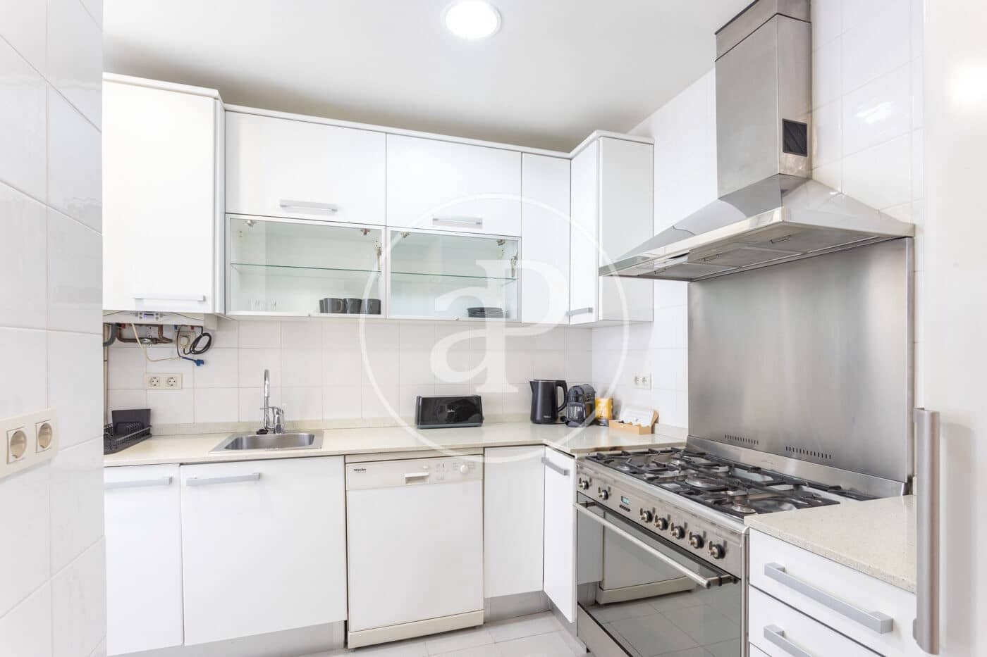 3 quarto Apartamento para arrendar em Barcelona cidade - 2 800 € (Ref: 9677739)