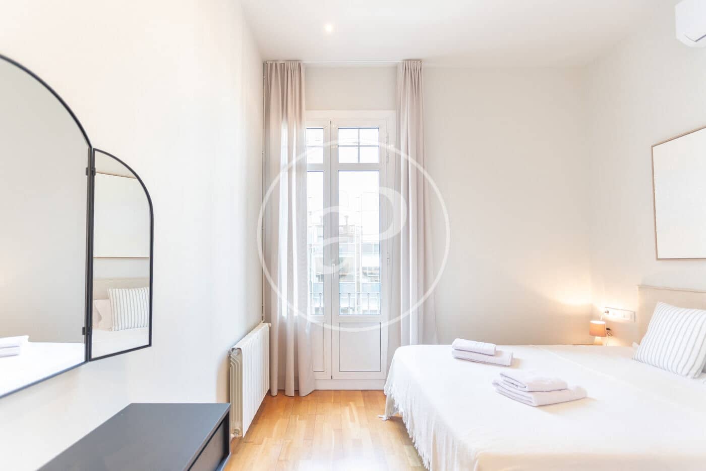 3 quarto Apartamento para arrendar em Barcelona cidade - 2 800 € (Ref: 9677739)