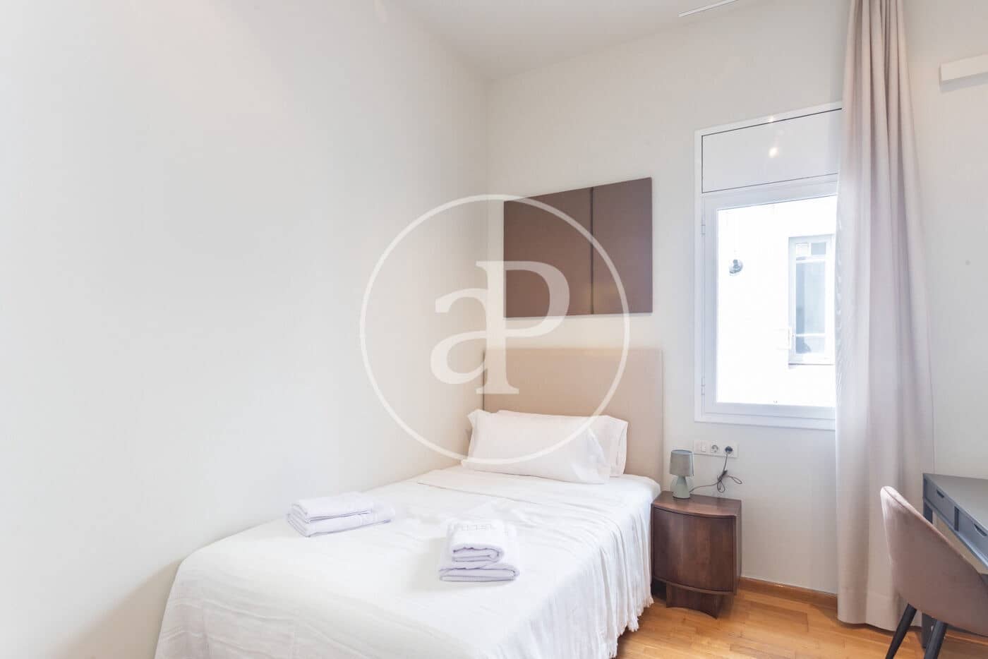3 quarto Apartamento para arrendar em Barcelona cidade - 2 800 € (Ref: 9677739)