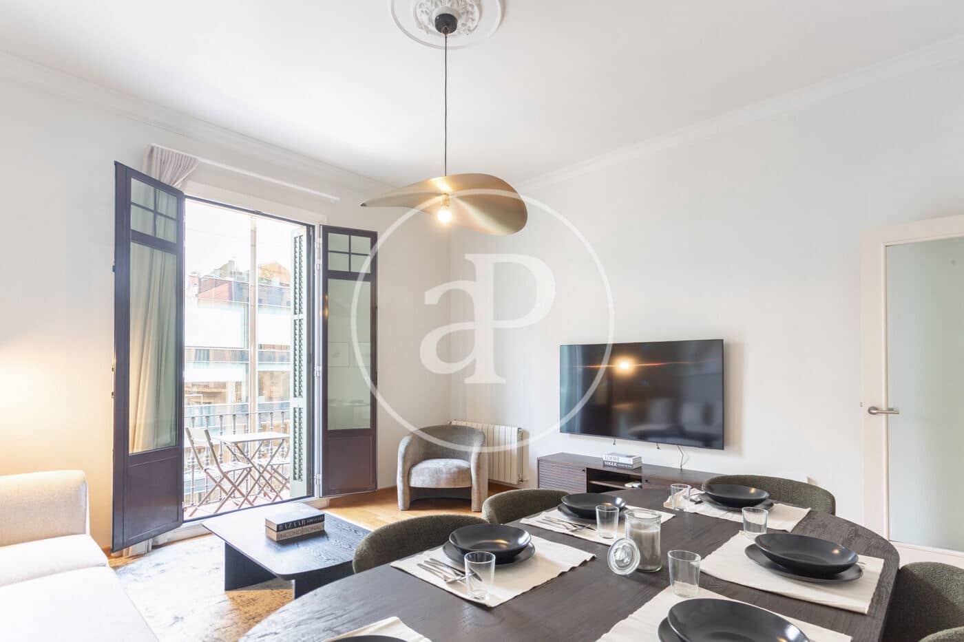 3 quarto Apartamento para arrendar em Barcelona cidade - 2 800 € (Ref: 9677739)