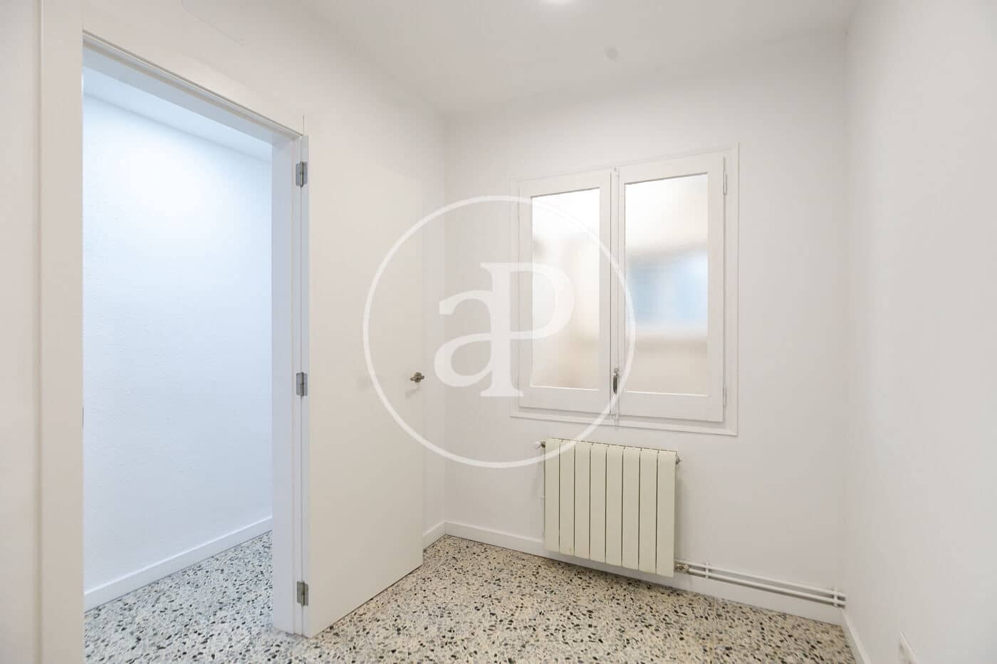 4 soverom Leilighet til salgs i Barcelona by - € 365 000 (Ref: 9677740)