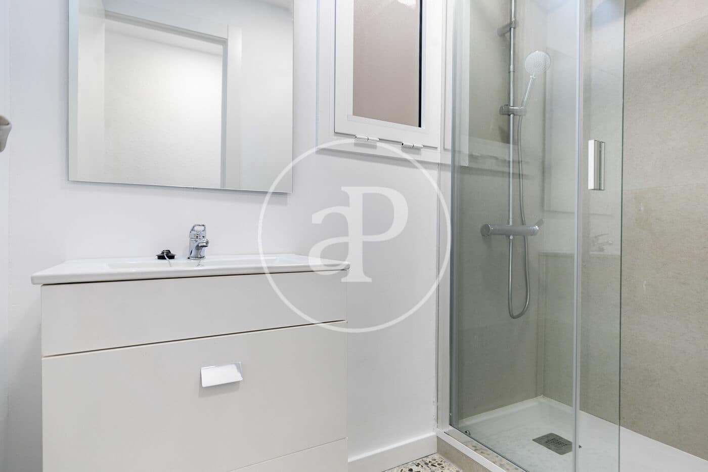 4 soverom Leilighet til salgs i Barcelona by - € 365 000 (Ref: 9677740)