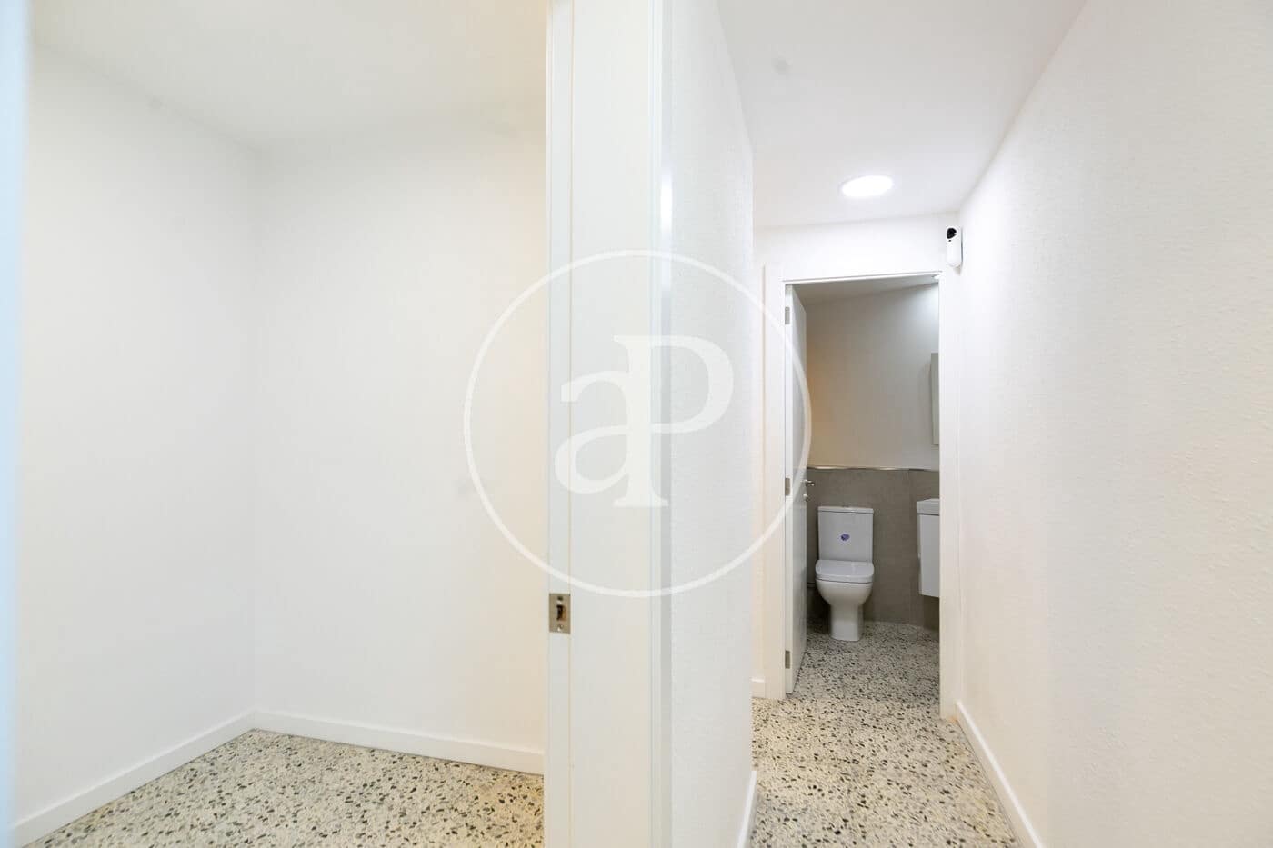 4 soverom Leilighet til salgs i Barcelona by - € 365 000 (Ref: 9677740)