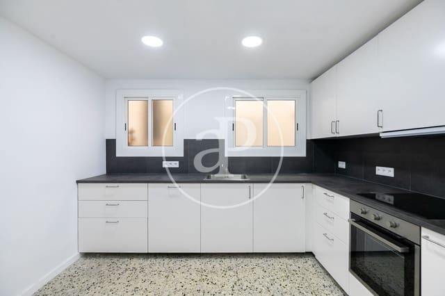 4 soverom Leilighet til salgs i les Roquetes, Barcelona by - € 365 000 (Ref: 9677740)