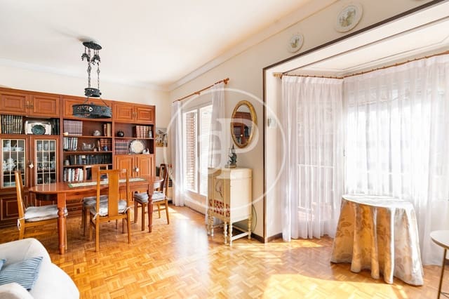 3 makuuhuone Huoneisto myytävänä paikassa Les Corts, Barcelona kaupunki - 550 000 € (Ref: 9677741)