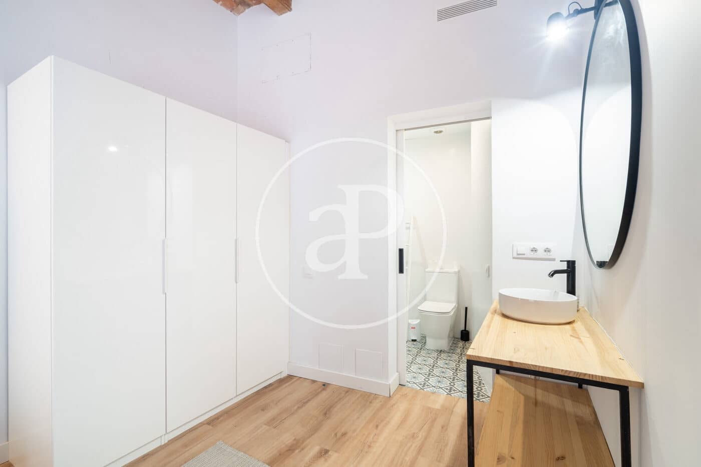 Appartement de 3 chambres à louer à Barcelone ville - 1 881 € (Ref: 9677742)