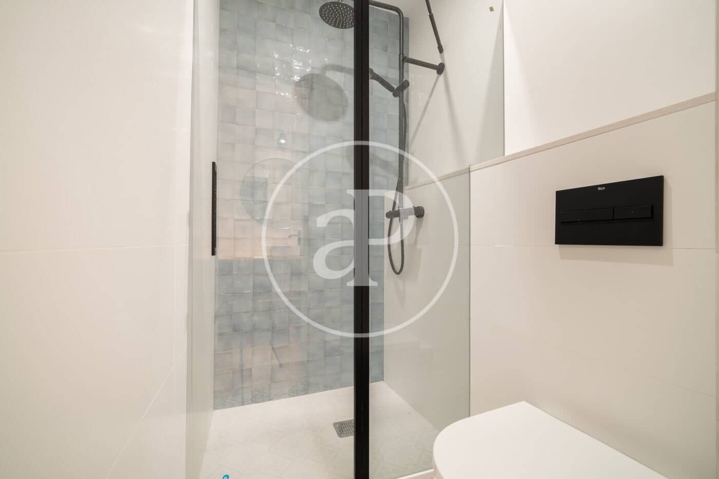 Appartement de 3 chambres à louer à Barcelone ville - 1 881 € (Ref: 9677742)