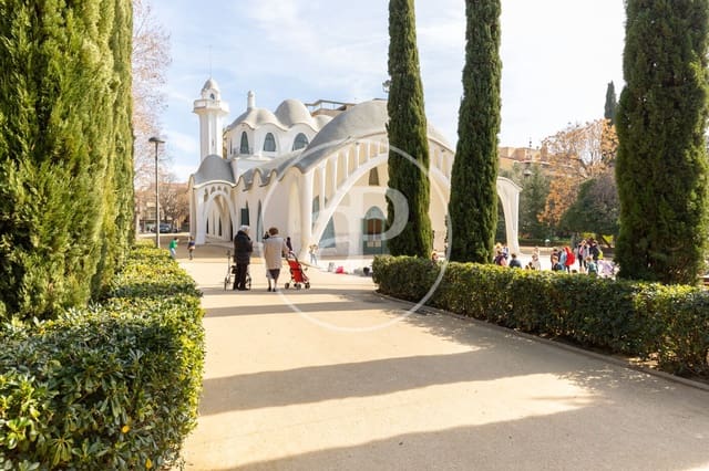 Apartamento de 3 habitaciones en Terrassa en venta - 350.000 € (Ref: 9686400)