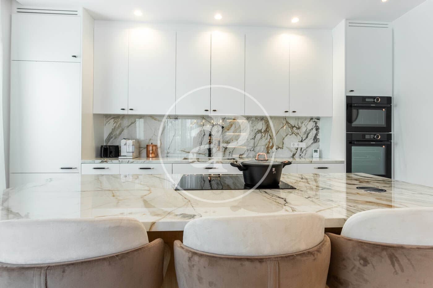 3 Zimmer Apartment zu vermieten in Barcelona Stadt - 10.000 € (Ref: 9686401)