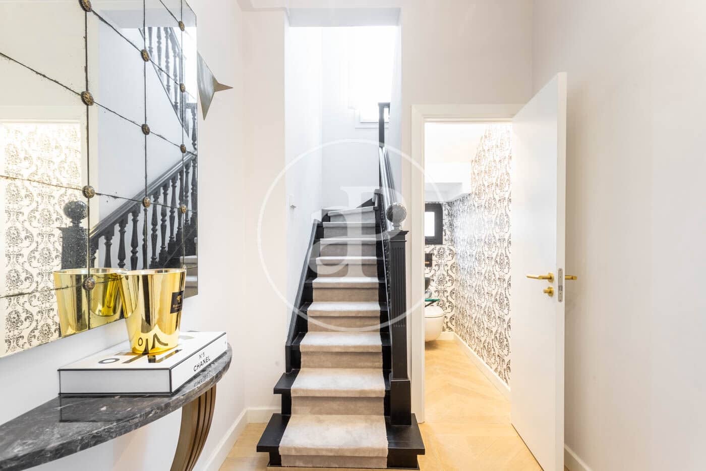 3 Zimmer Apartment zu vermieten in Barcelona Stadt - 10.000 € (Ref: 9686401)