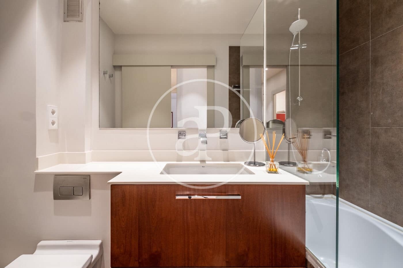 3 sypialnia Apartament do wynajęcia w Miasto Barcelona - 2 237 € (Ref: 9686402)