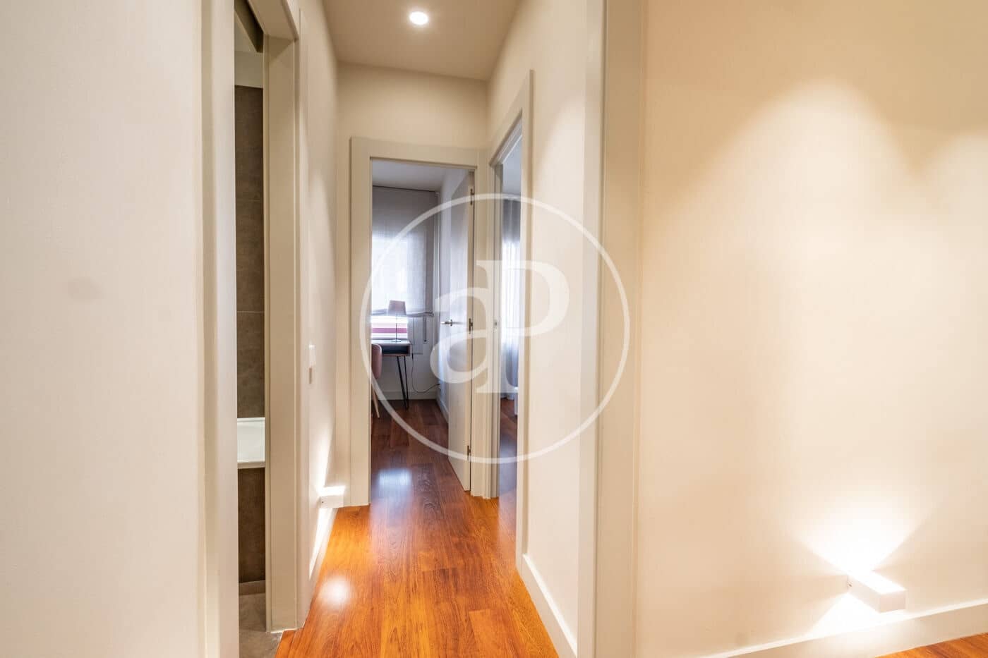 3 sypialnia Apartament do wynajęcia w Miasto Barcelona - 2 237 € (Ref: 9686402)