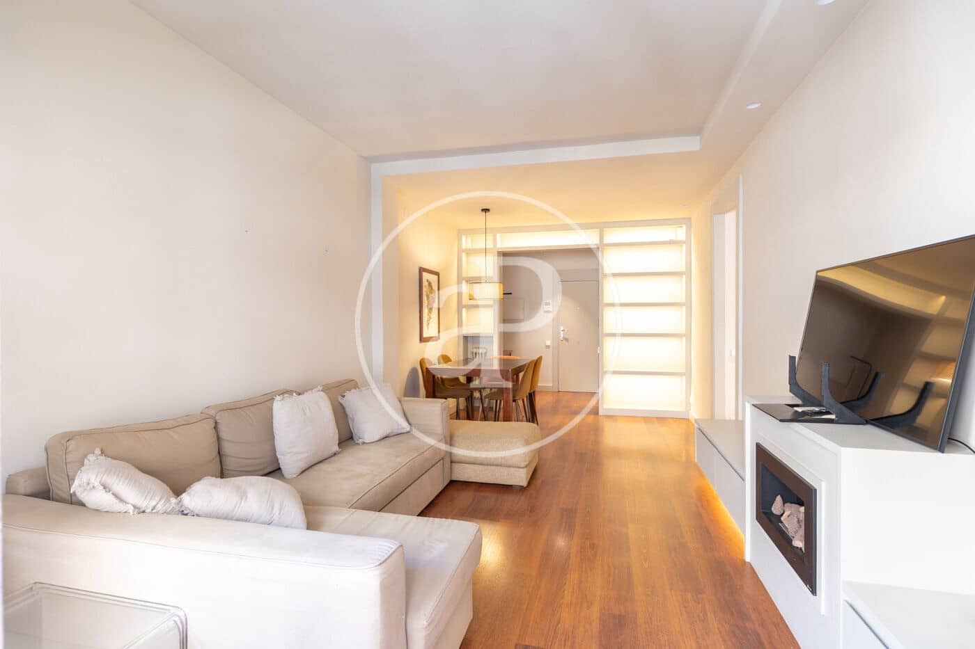 3 bedroom Apartment for rent in Barcelona city - € 2,237 (Ref: 9686402)