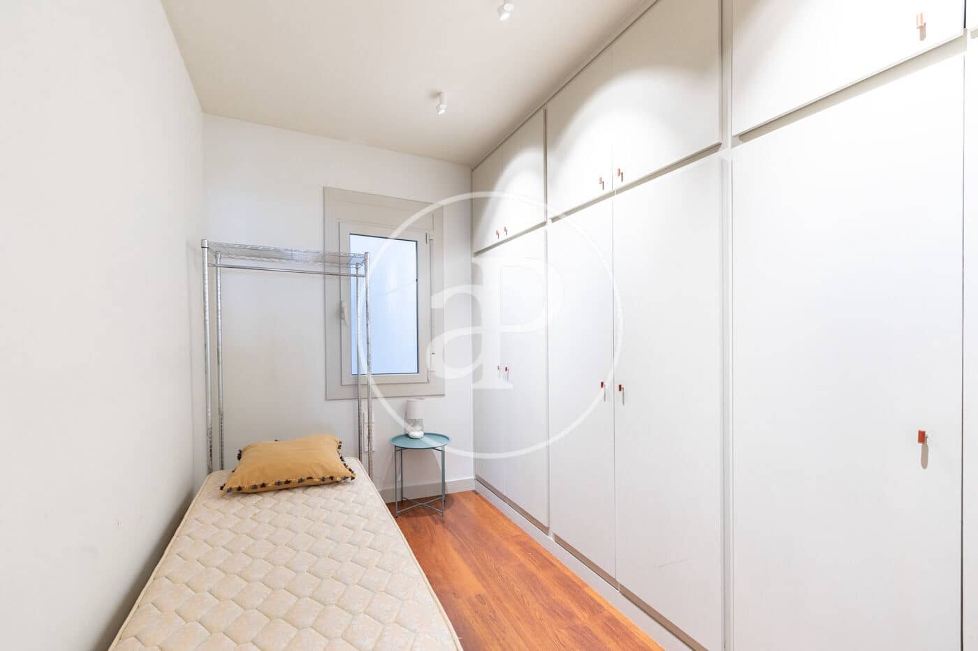 3 bedroom Apartment for rent in Barcelona city - € 2,237 (Ref: 9686402)