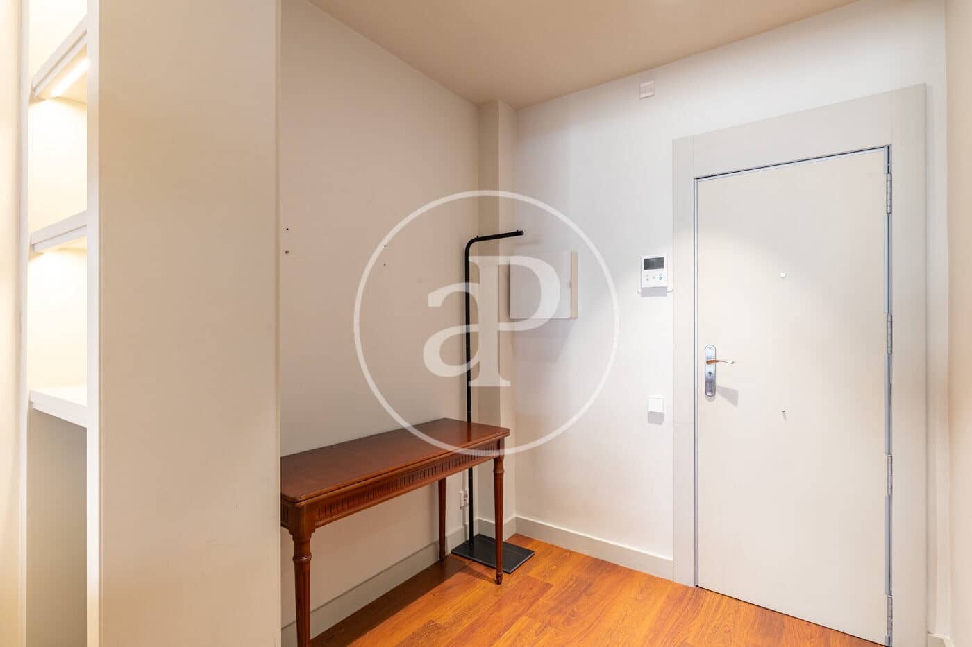 3 bedroom Apartment for rent in Barcelona city - € 2,237 (Ref: 9686402)