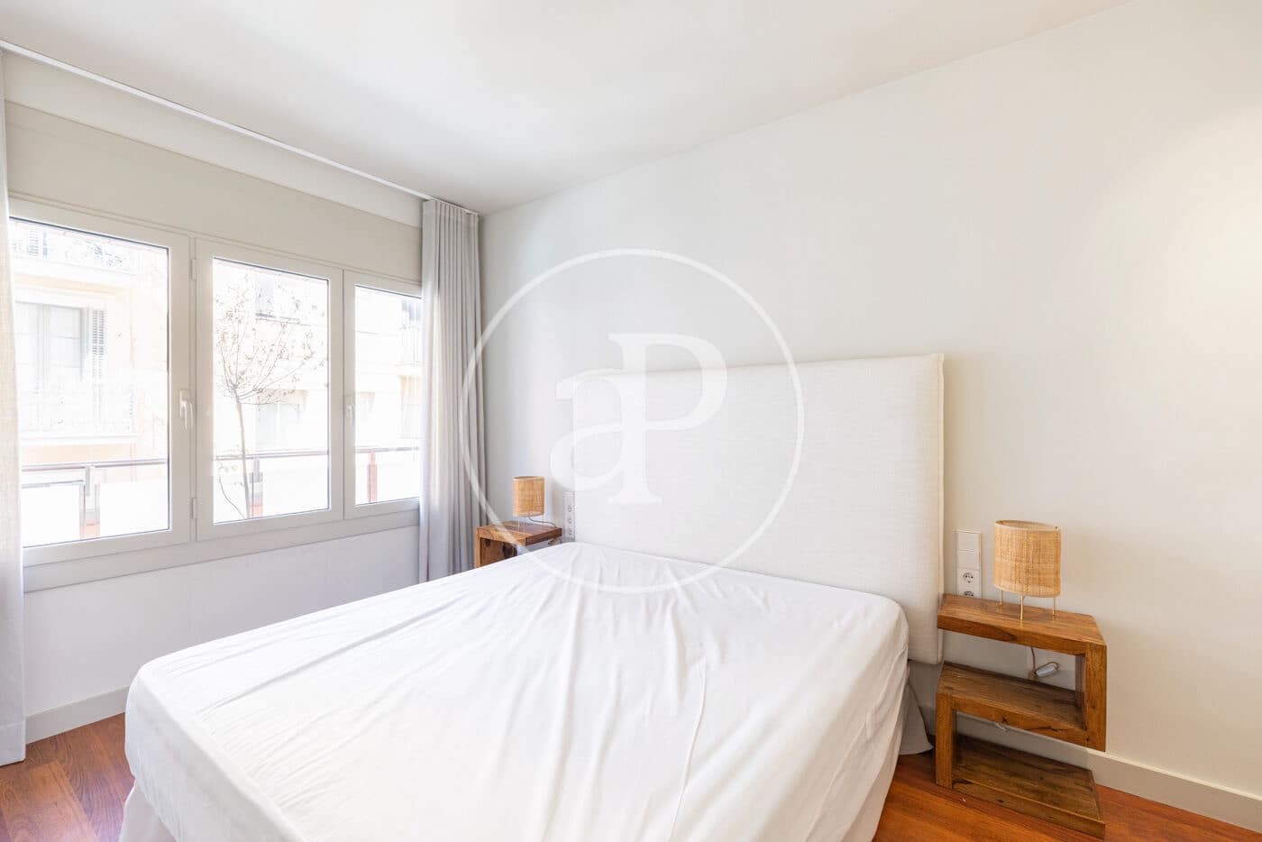 3 bedroom Apartment for rent in Barcelona city - € 2,237 (Ref: 9686402)