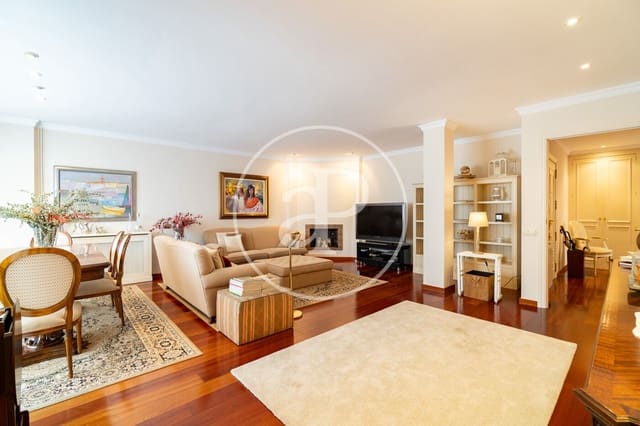 5 sypialnia Apartament do wynajęcia w La Sagrada Família, Miasto Barcelona - 6 000 € (Ref: 9686403)