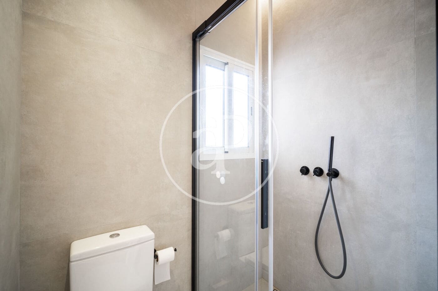 1 soverom Penthouse til salgs i Barcelona by - € 330 000 (Ref: 9686404)