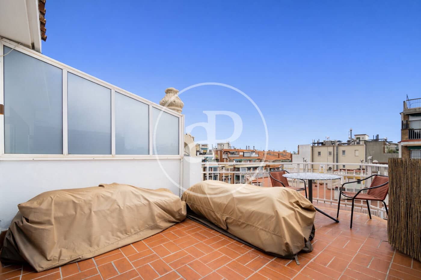 1 soverom Penthouse til salgs i Barcelona by - € 330 000 (Ref: 9686404)