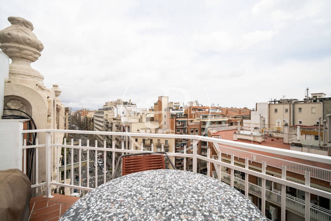 1 soverom Penthouse til salgs i Barcelona by - € 330 000 (Ref: 9686404)