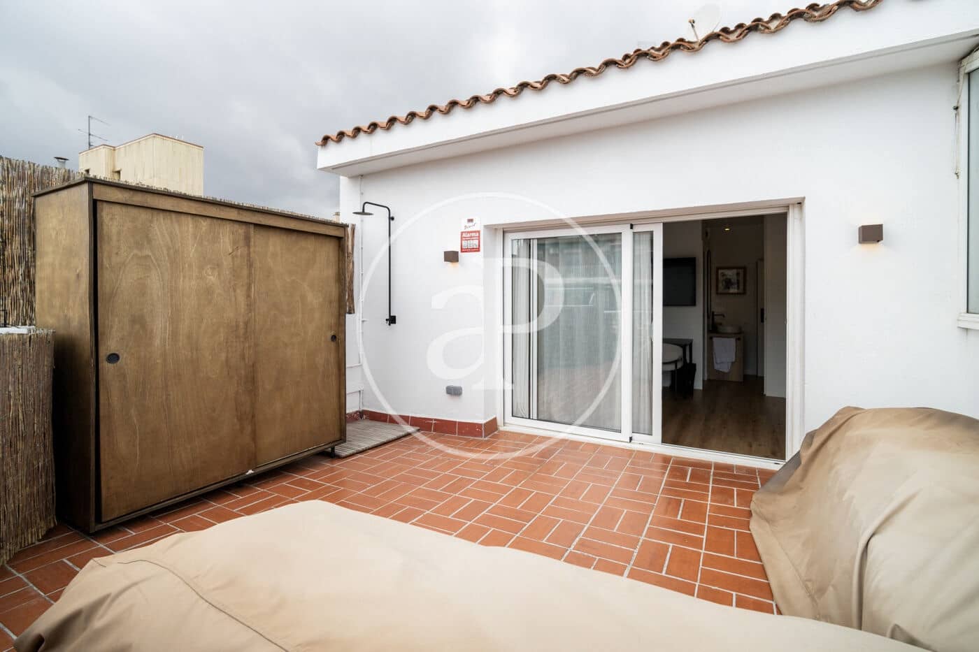 1 soverom Penthouse til salgs i Barcelona by - € 330 000 (Ref: 9686404)