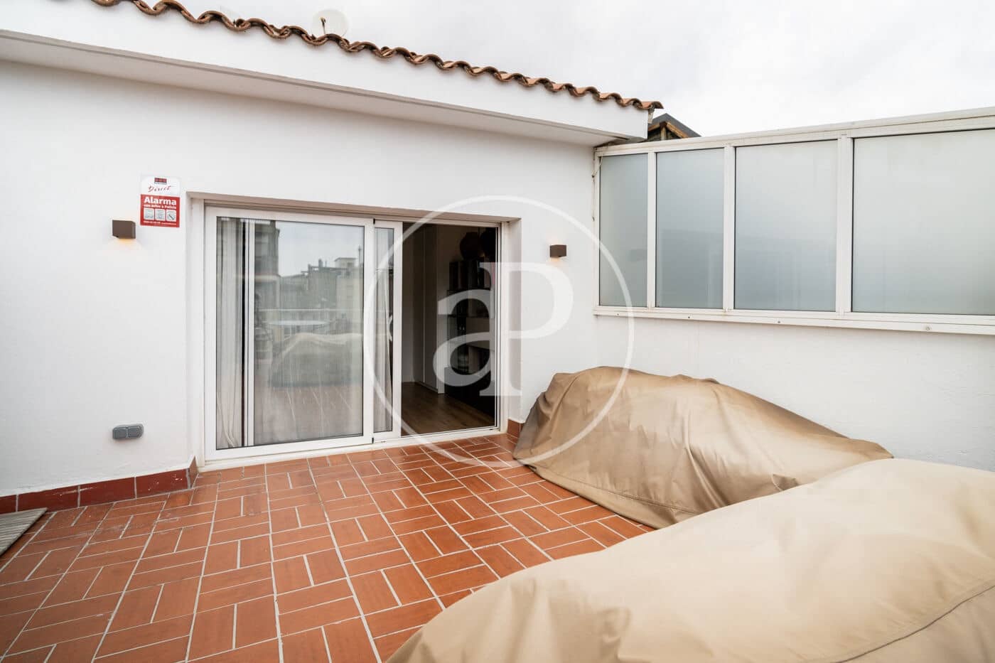 1 soverom Penthouse til salgs i Barcelona by - € 330 000 (Ref: 9686404)