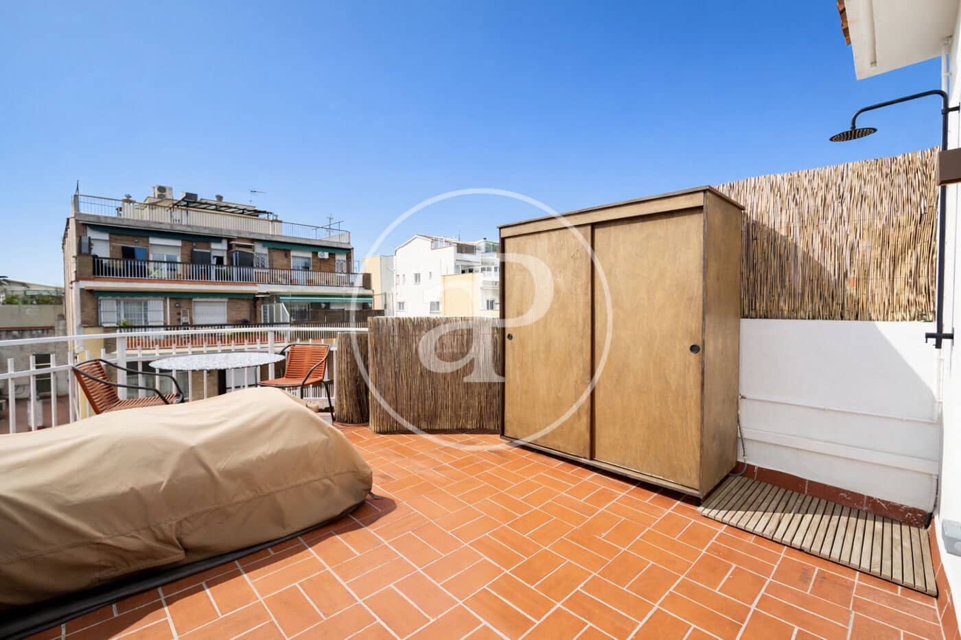 1 soverom Penthouse til salgs i Barcelona by - € 330 000 (Ref: 9686404)