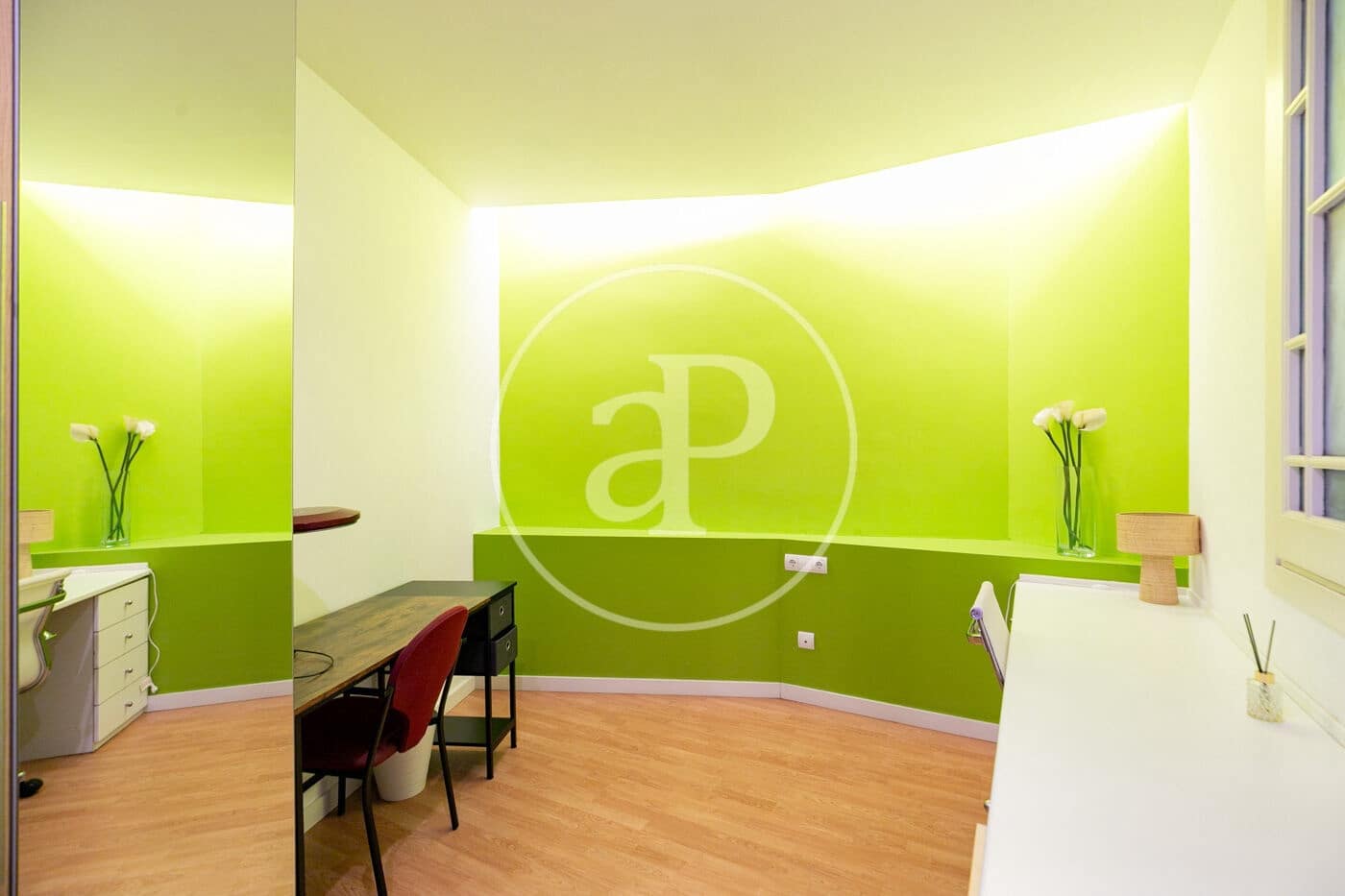 4 Zimmer Apartment zu vermieten in Barcelona Stadt - 3.000 € (Ref: 9686405)