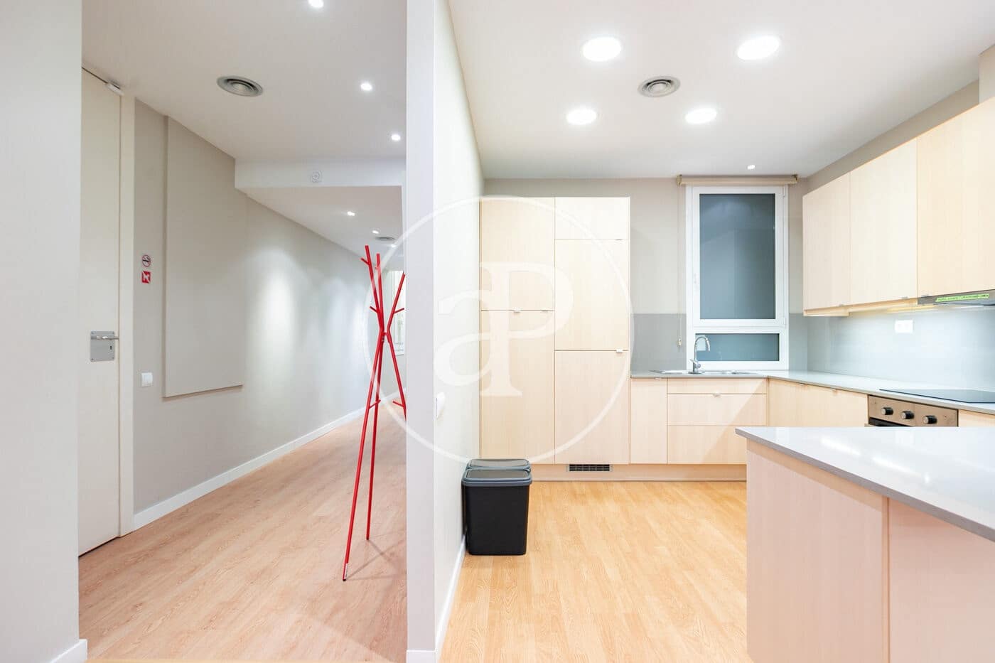 4 Zimmer Apartment zu vermieten in Barcelona Stadt - 3.000 € (Ref: 9686405)