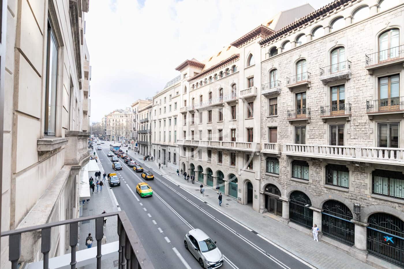 4 Zimmer Apartment zu vermieten in Barcelona Stadt - 3.000 € (Ref: 9686405)