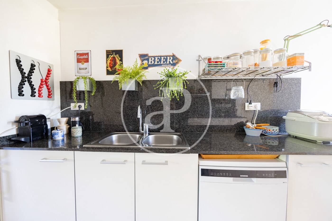 5 makuuhuone Huvila myytävänä paikassa Premia de Mar mukana uima-altaan - 880 000 € (Ref: 9690586)