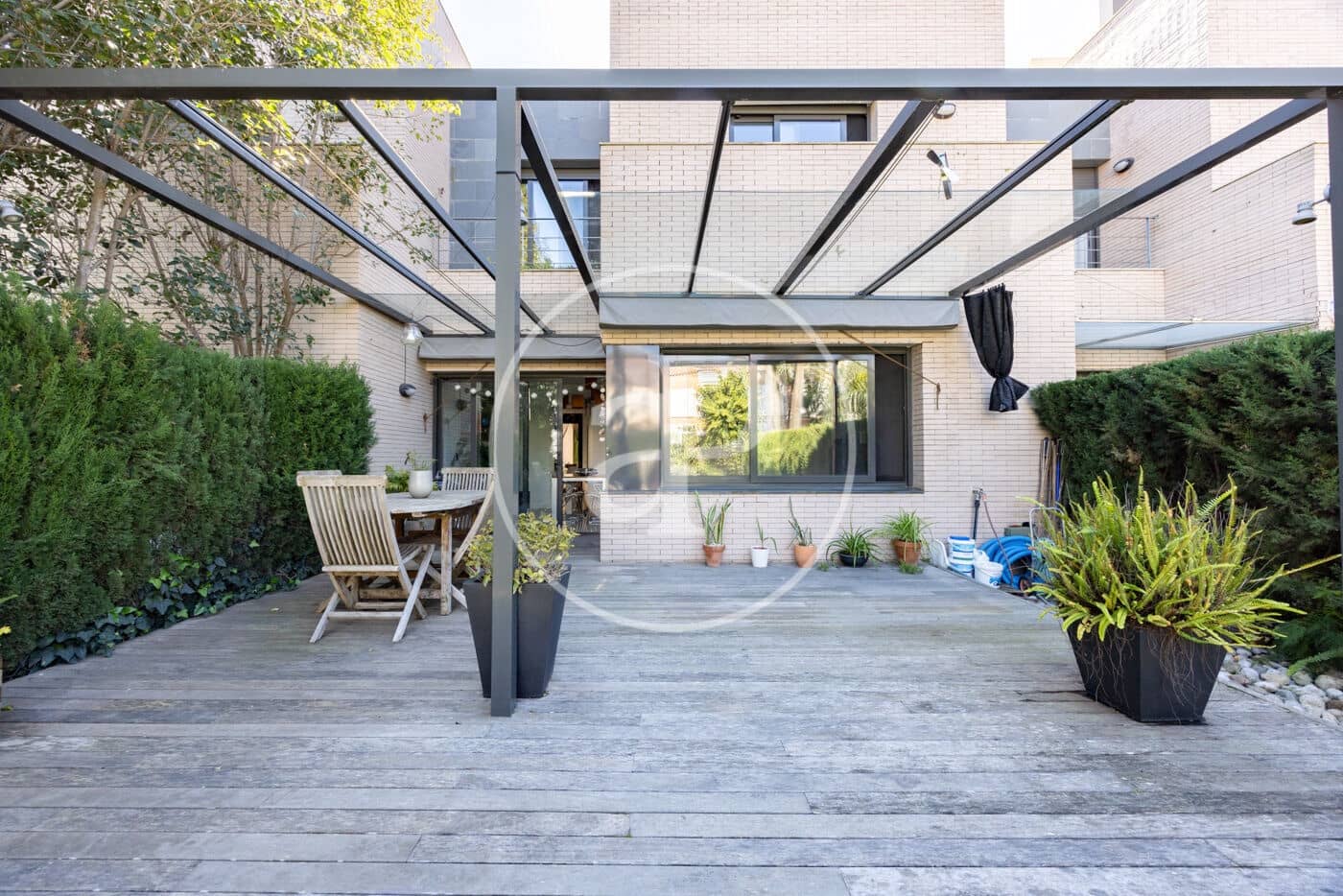 5 makuuhuone Huvila myytävänä paikassa Premia de Mar mukana uima-altaan - 880 000 € (Ref: 9690586)