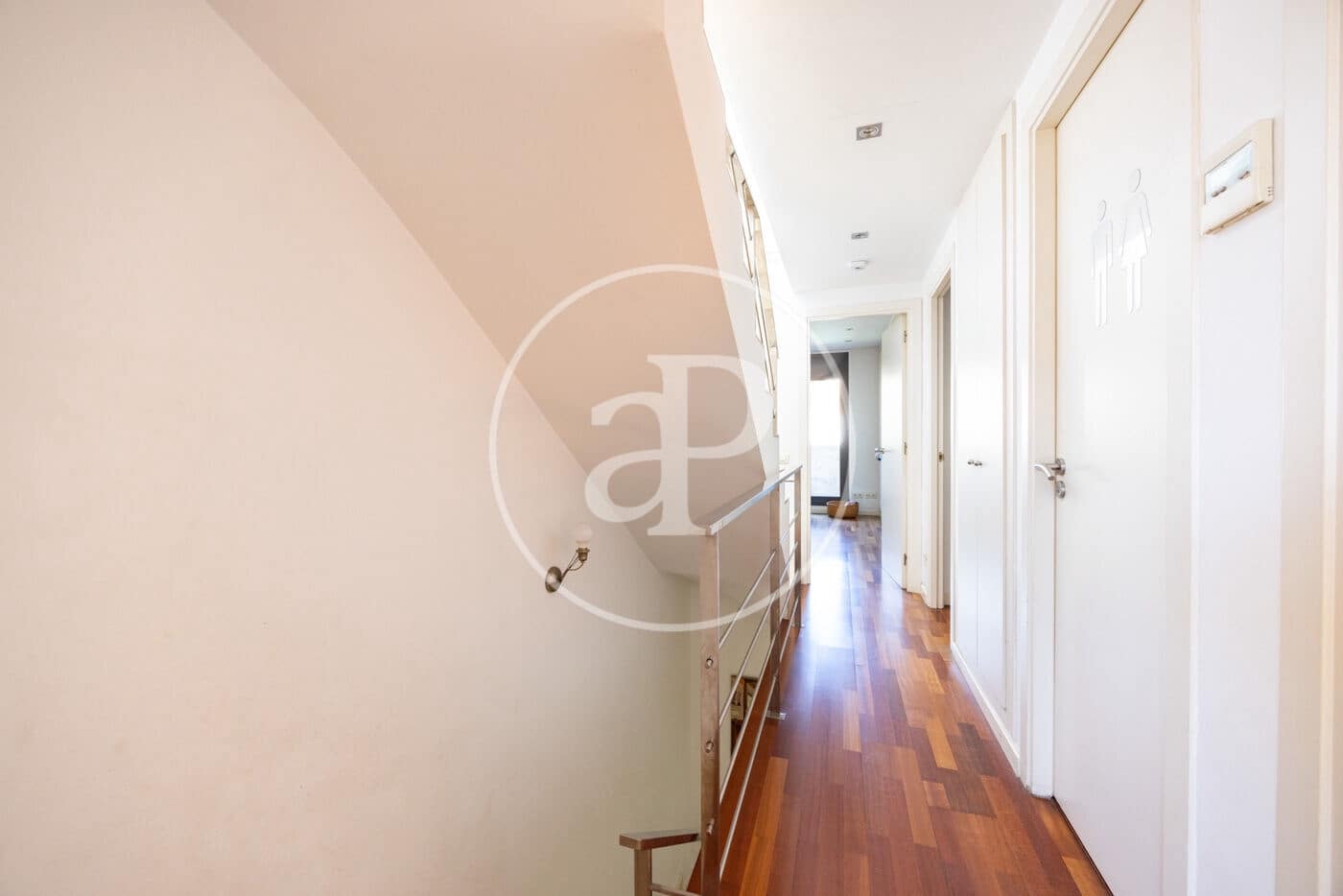 5 makuuhuone Huvila myytävänä paikassa Premia de Mar mukana uima-altaan - 880 000 € (Ref: 9690586)