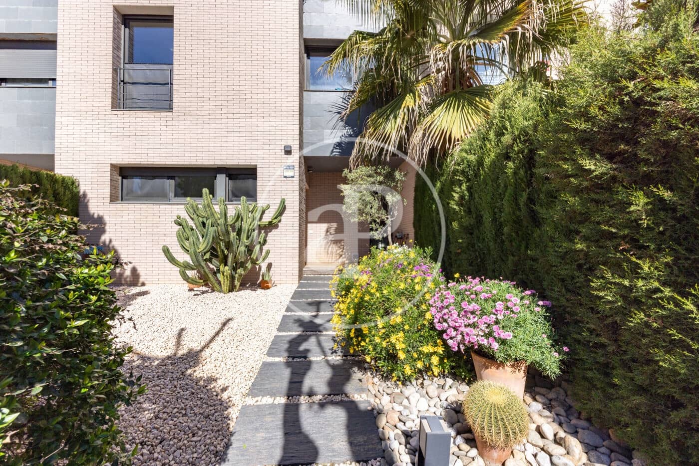 5 makuuhuone Huvila myytävänä paikassa Premia de Mar mukana uima-altaan - 880 000 € (Ref: 9690586)