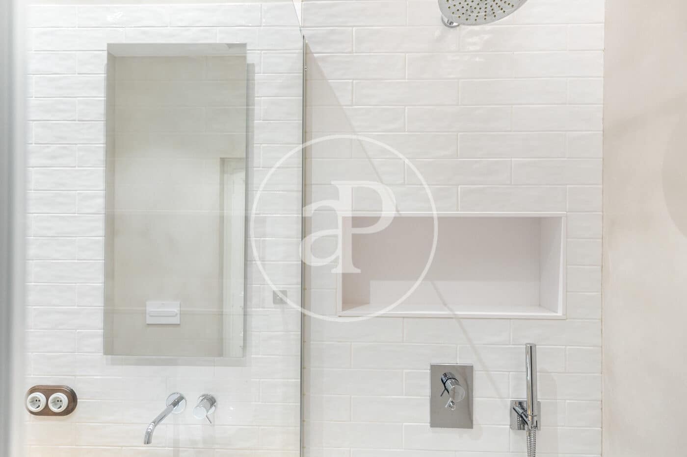 4 bedroom Apartment for rent in Barcelona city - € 4,460 (Ref: 9690588)