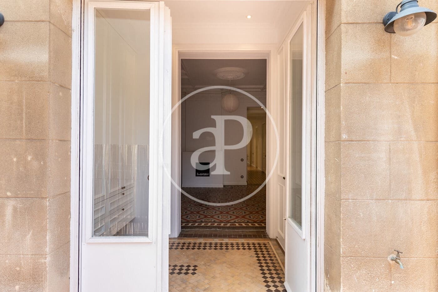 4 bedroom Apartment for rent in Barcelona city - € 4,460 (Ref: 9690588)