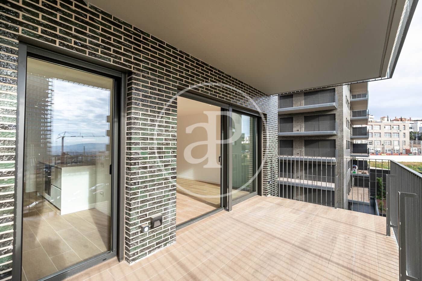 Appartement de 3 chambres à louer à Esplugues de Llobregat avec piscine - 3 331 € (Ref: 9690589)