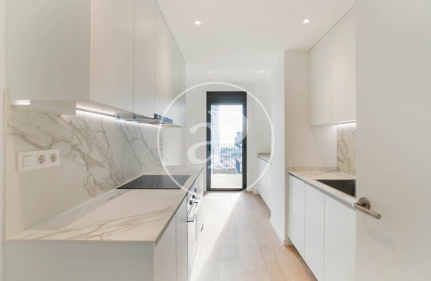 Appartement de 3 chambres à louer à Esplugues de Llobregat avec piscine - 3 331 € (Ref: 9690589)