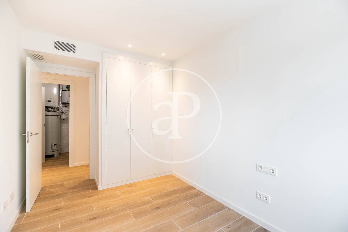 Appartement de 3 chambres à louer à Esplugues de Llobregat avec piscine - 3 331 € (Ref: 9690589)