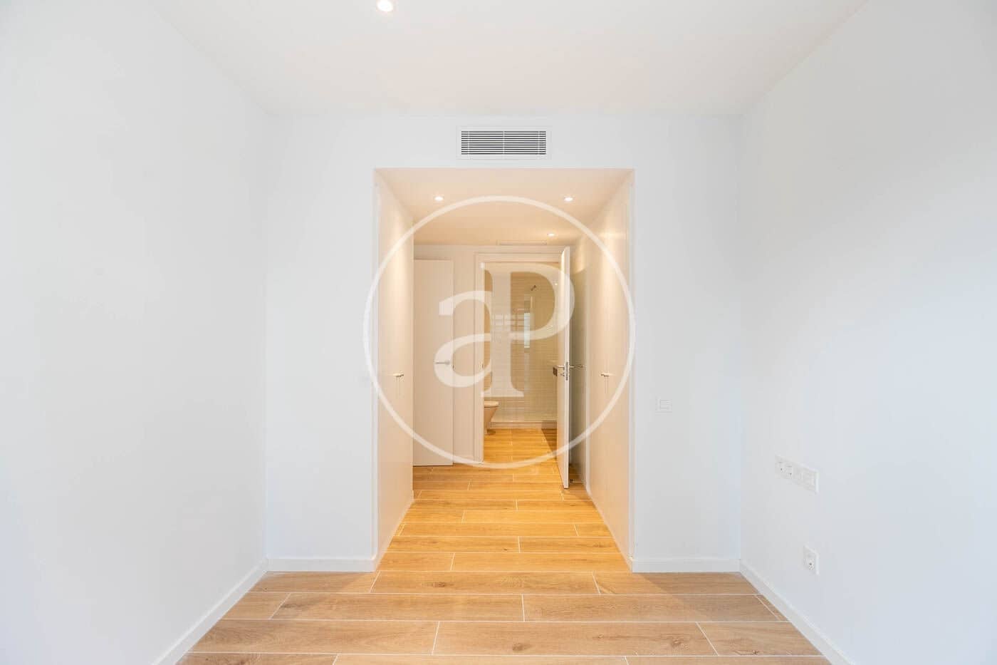 Appartement de 3 chambres à louer à Esplugues de Llobregat avec piscine - 3 331 € (Ref: 9690589)