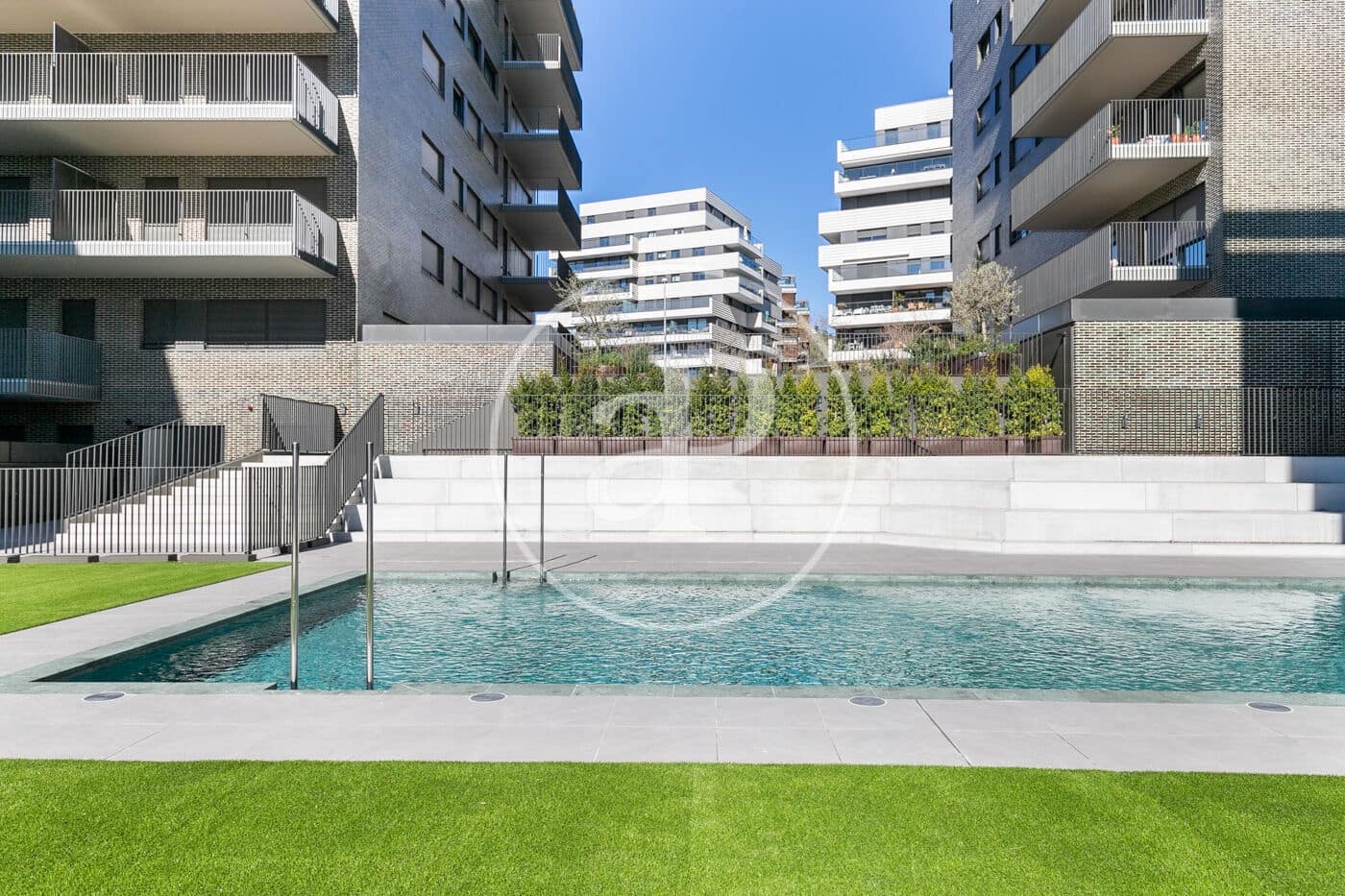 Appartement de 3 chambres à louer à Esplugues de Llobregat avec piscine - 3 331 € (Ref: 9690589)