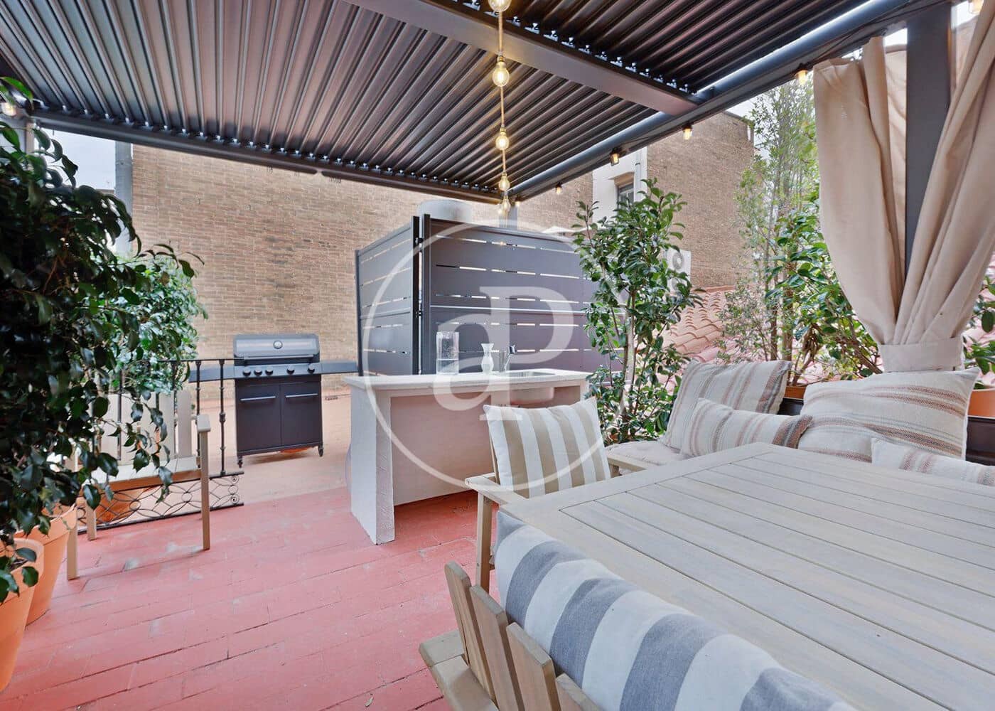 3 slaapkamer Appartement te koop in Barcelona stad - € 770.000 (Ref: 9698816)