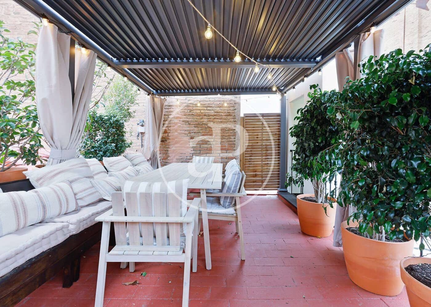 3 slaapkamer Appartement te koop in Barcelona stad - € 770.000 (Ref: 9698816)