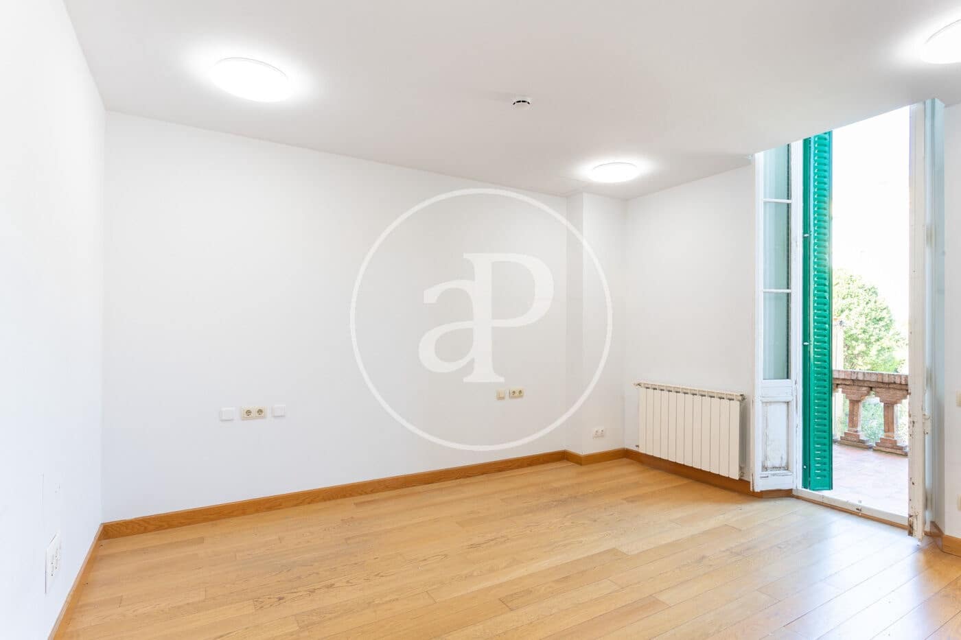 10 bedroom Villa for rent in Barcelona city - € 15,000 (Ref: 9698817)