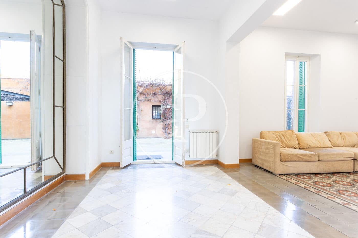 10 bedroom Villa for rent in Barcelona city - € 15,000 (Ref: 9698817)