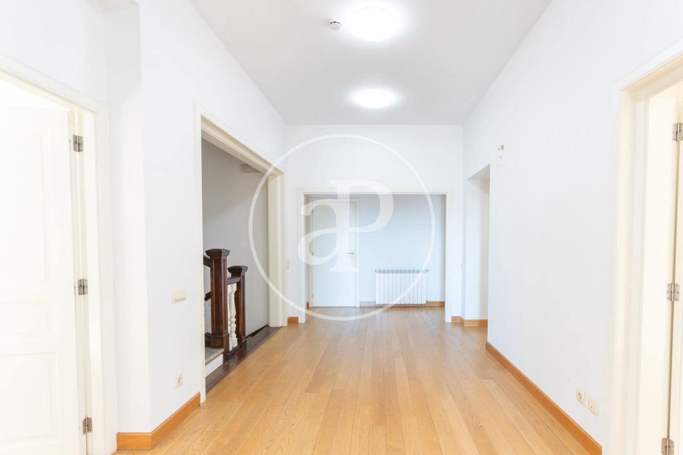 10 bedroom Villa for rent in Barcelona city - € 15,000 (Ref: 9698817)