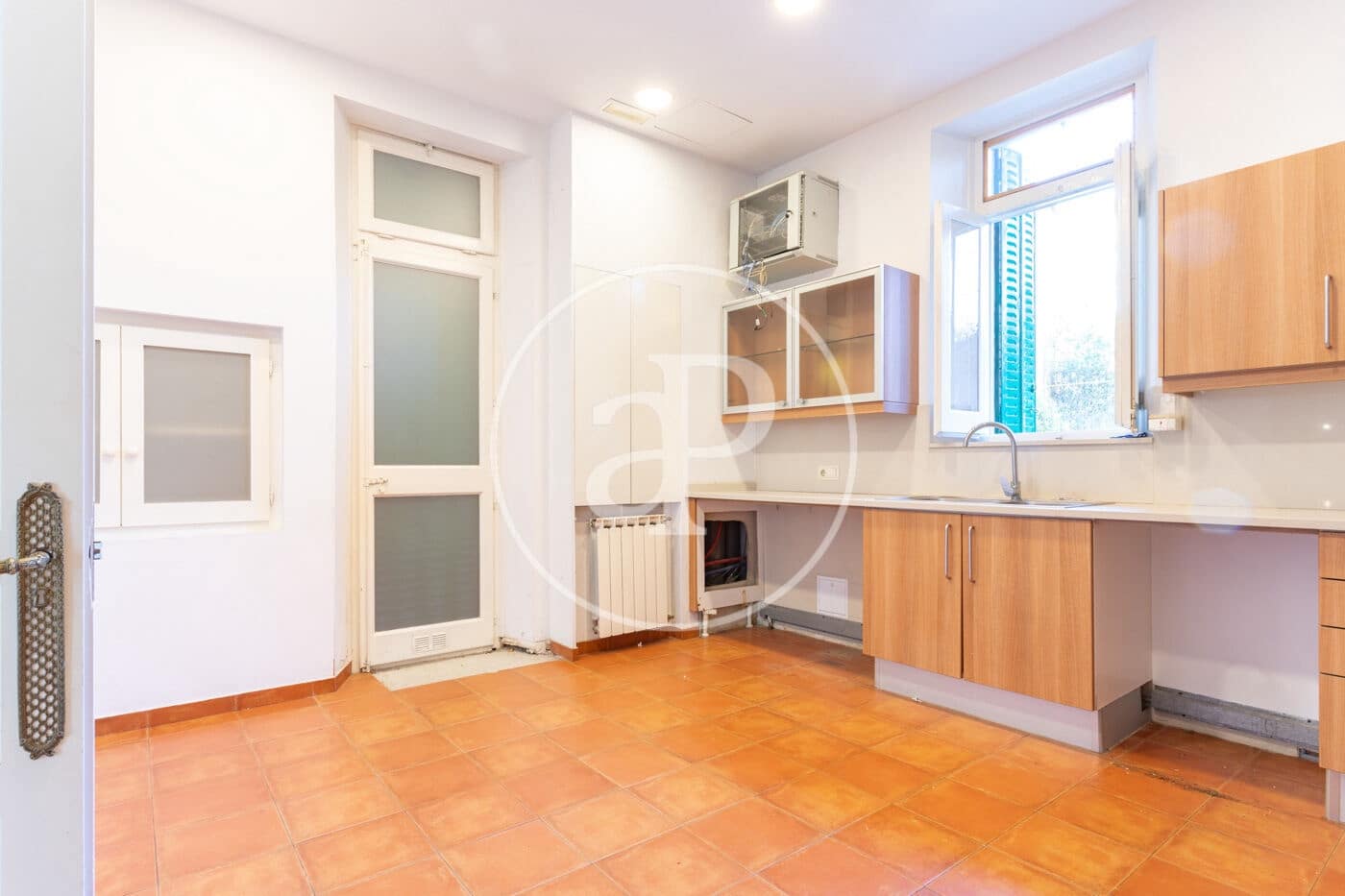 10 bedroom Villa for rent in Barcelona city - € 15,000 (Ref: 9698817)